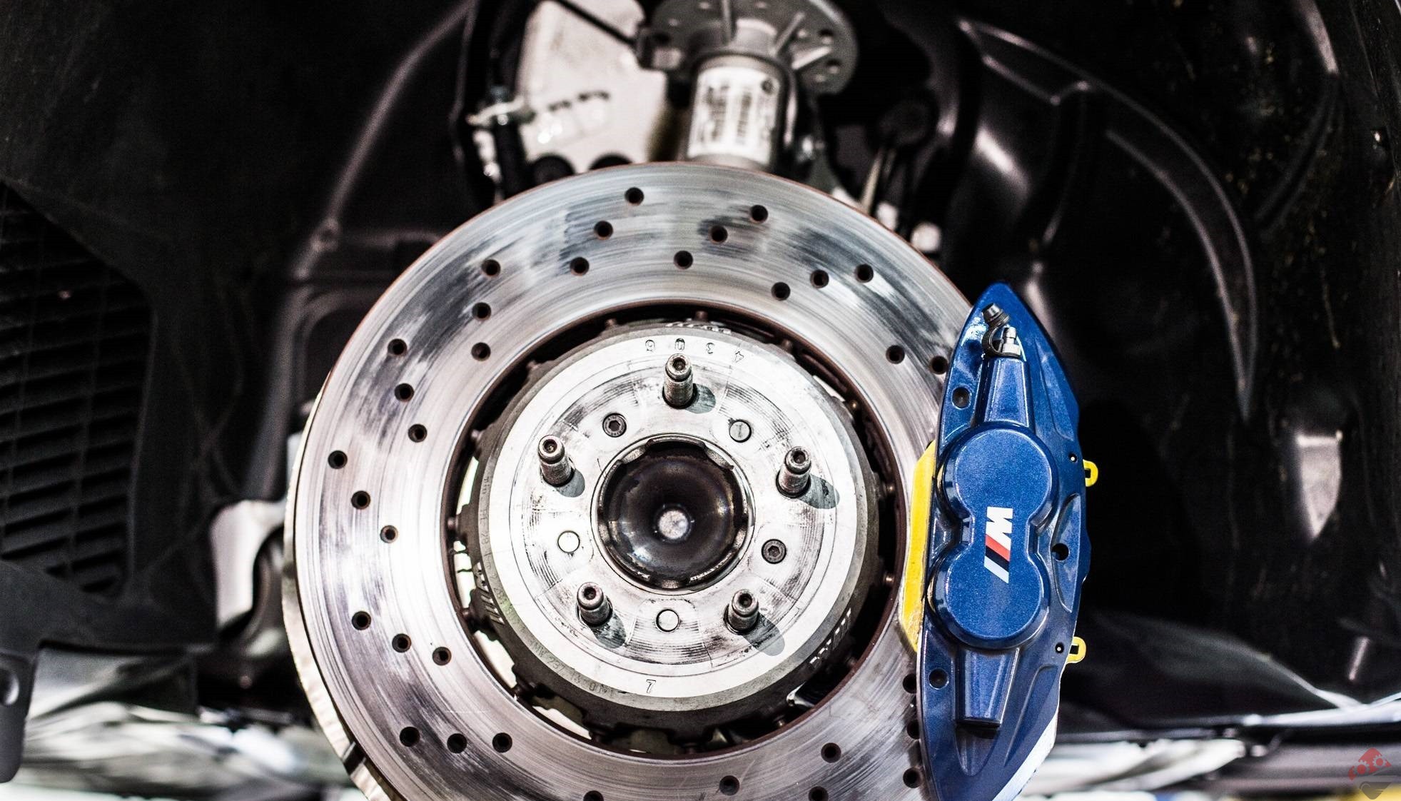 تفاوت ترمز دیسکی و ترمز کاسه ای