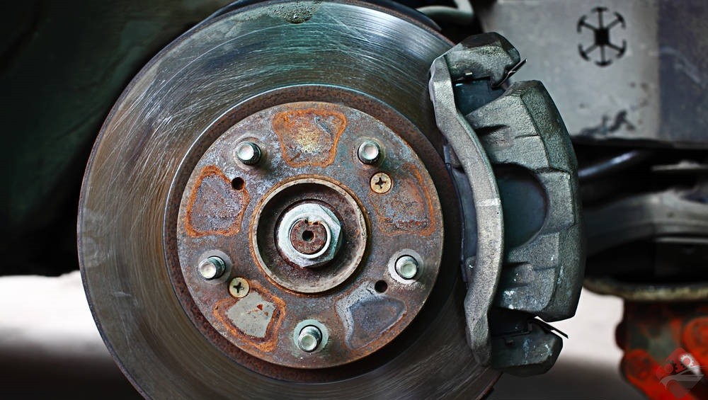 تفاوت ترمز دیسکی و ترمز کاسه ای