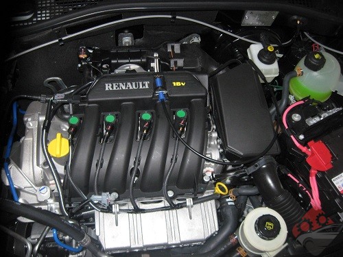 اسپری موتور شوی خودرو برسی 3 اسپری موتور شوی خودرو برسی