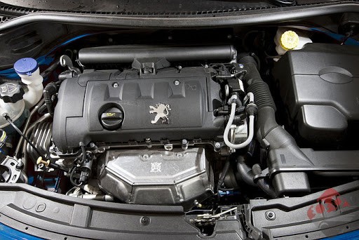 اسپری تمیز کننده روی موتور هانا 4 اسپری تمیز کننده روی موتور هانا