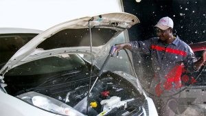 شستشوی موتور خودرو