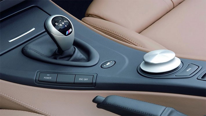 مزایا و معایب کلاچ برقی چیست؟ با بیان ۶ نکته اساسی 1 مزایا و معایبمزایا و معایب کلاچ برقی چیست؟ کلاچ برقی چیست؟